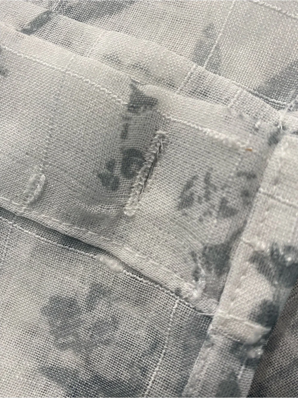 New/Unused Sonoma Sheer Fabric Gray/White Wildflower Print Shower Curtain